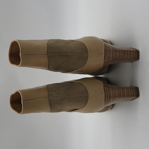 564- Chloe Ankle Boots Size 6 B Made In Italy - Picture 4 of 11